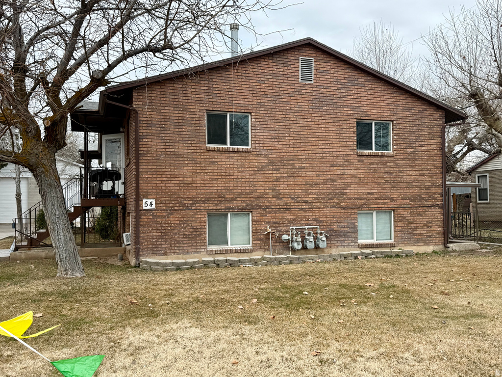 54 W 250 N Clearfield, UT 84015