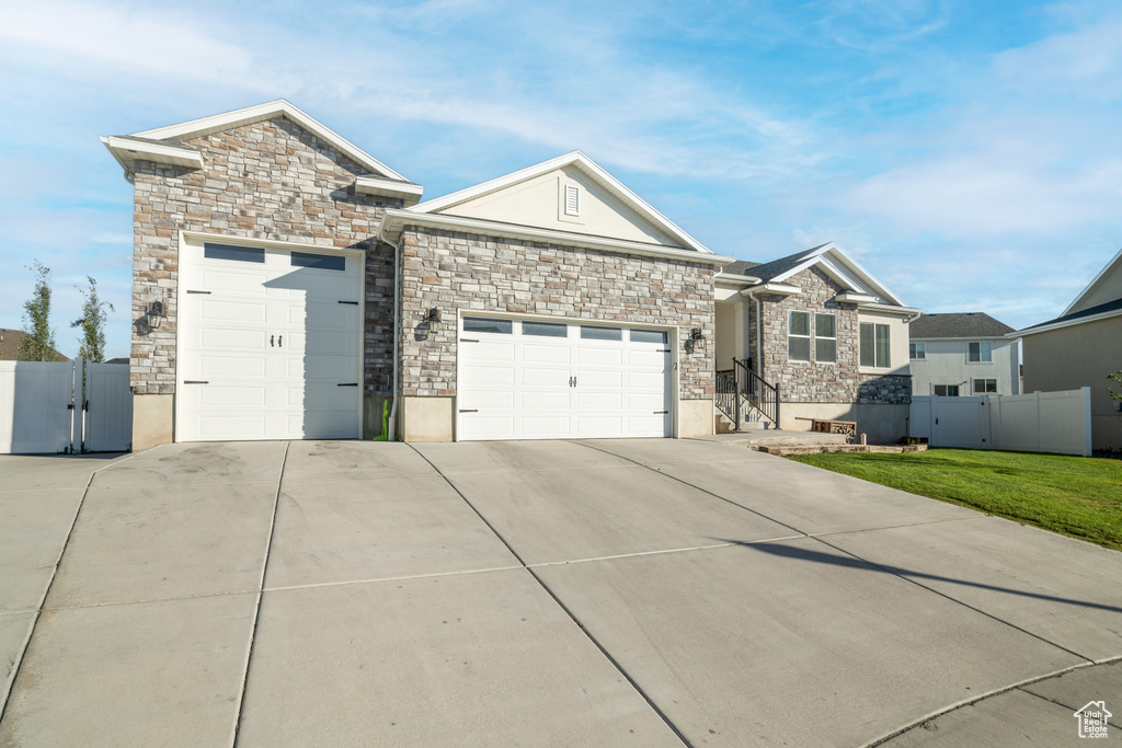 885 S CRIDDLE RD Syracuse, UT 84075