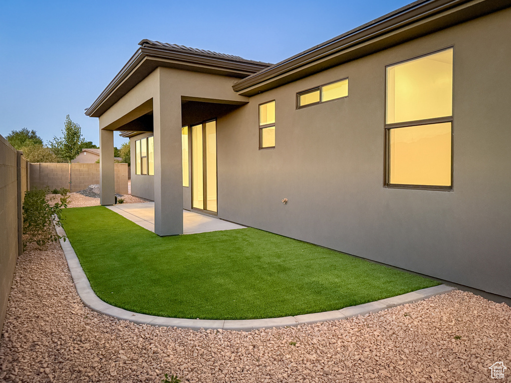 Photo 25 for MLS #2100845 at 3360 W Bonita #21