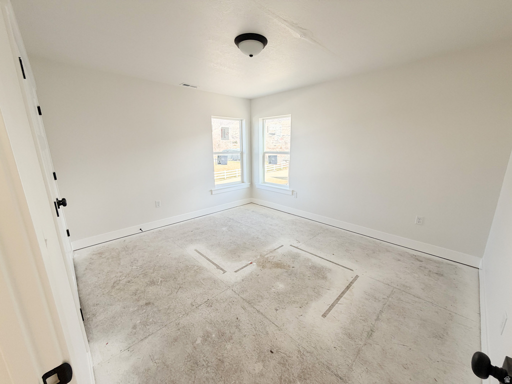 554 W COTTLE LN Farmington, UT 84025