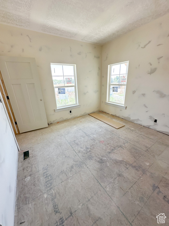 554 W COTTLE LN Farmington, UT 84025