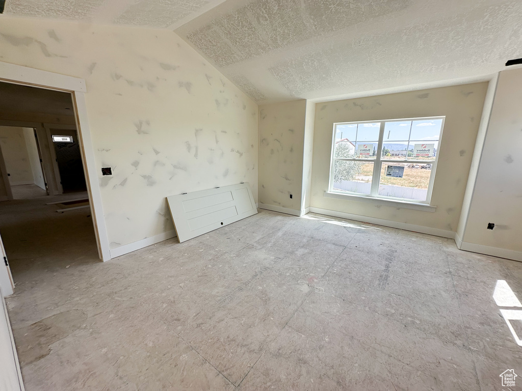 554 W COTTLE LN Farmington, UT 84025