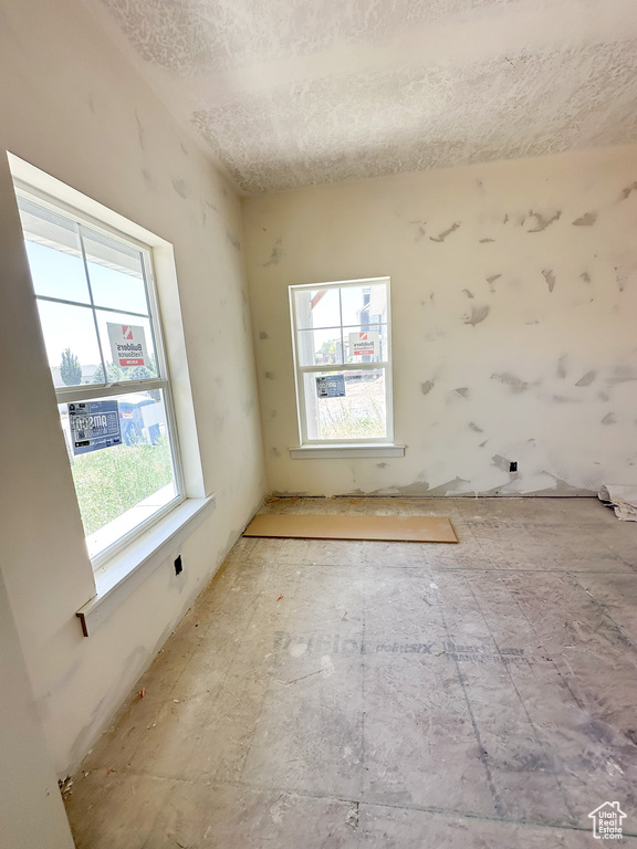 554 W COTTLE LN Farmington, UT 84025