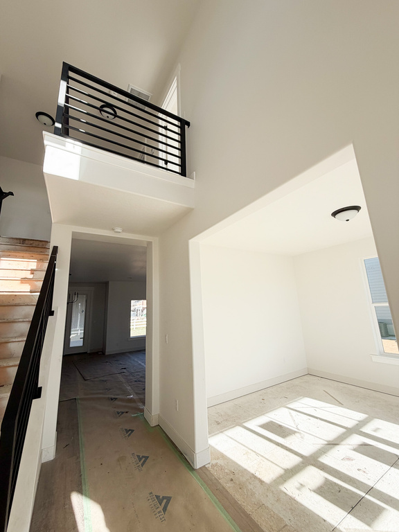 554 W COTTLE LN Farmington, UT 84025