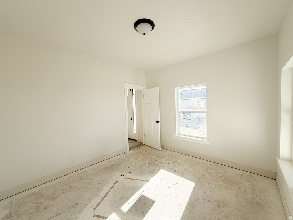 554 W COTTLE LN Farmington, UT 84025