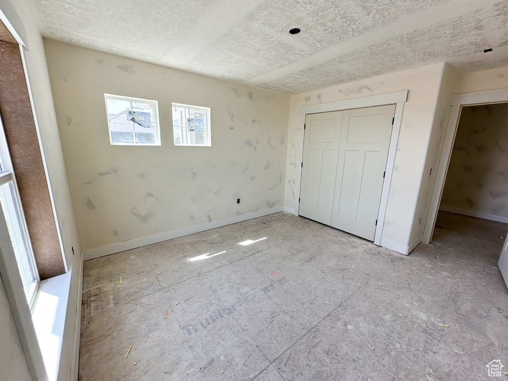 554 W COTTLE LN Farmington, UT 84025