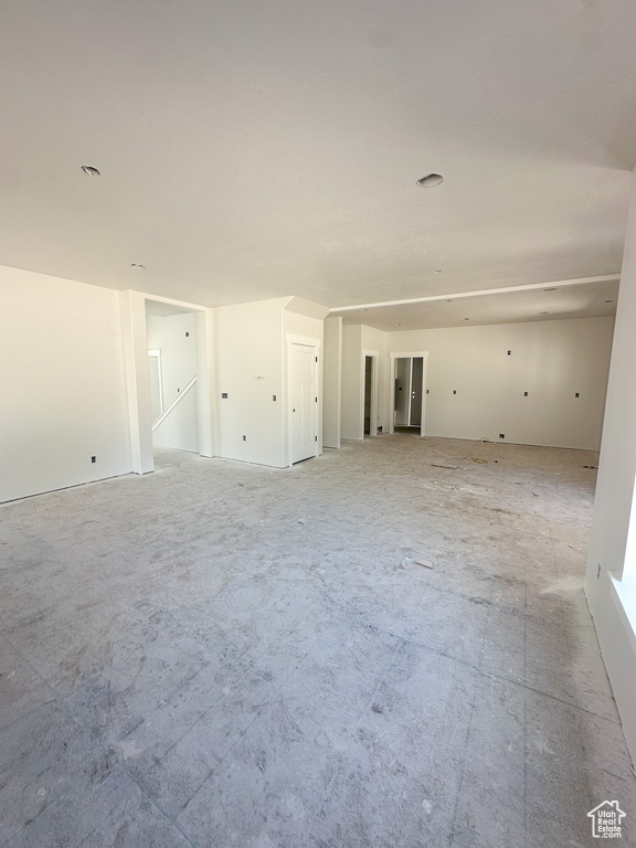 554 W COTTLE LN Farmington, UT 84025