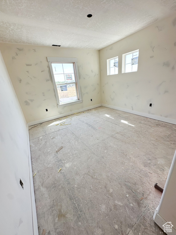 554 W COTTLE LN Farmington, UT 84025