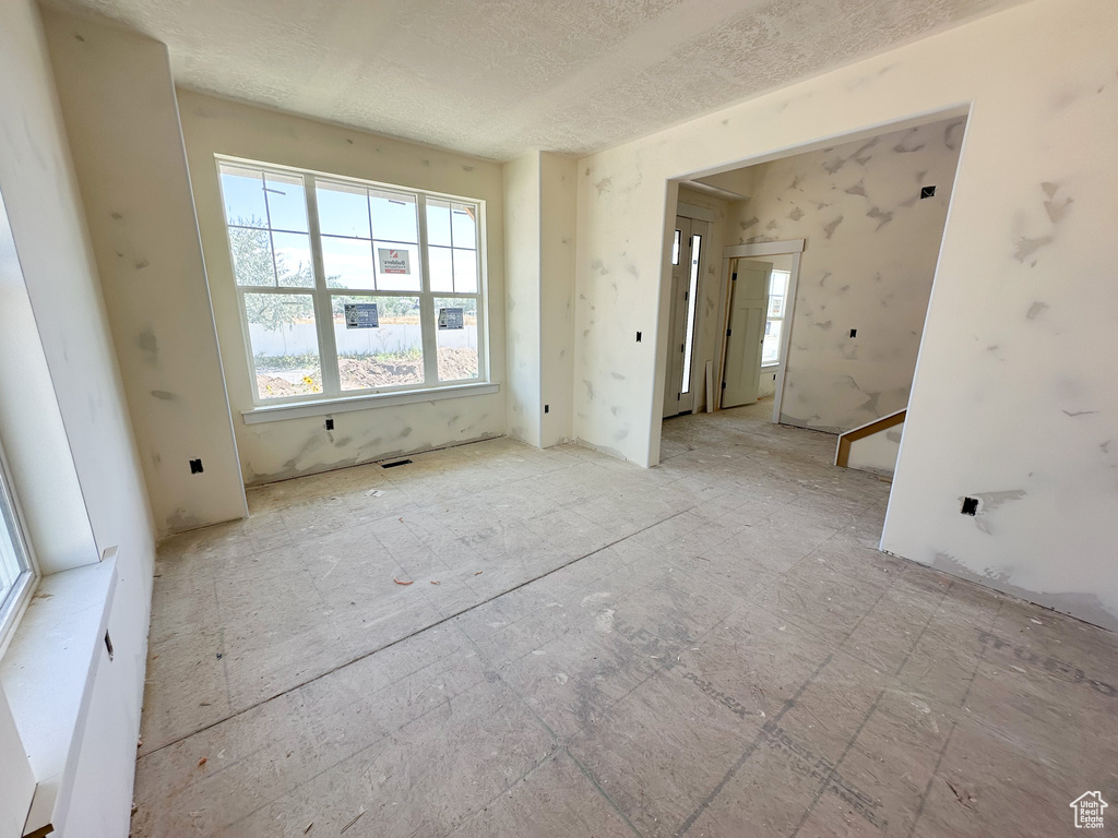 554 W COTTLE LN Farmington, UT 84025