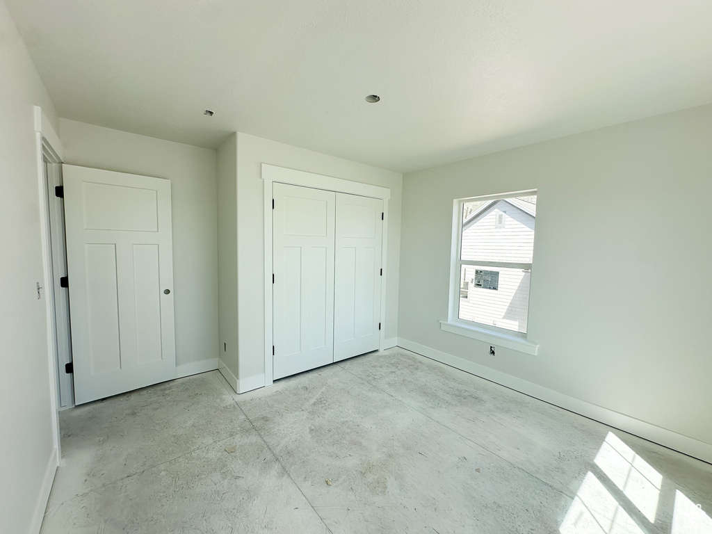 554 W COTTLE LN Farmington, UT 84025