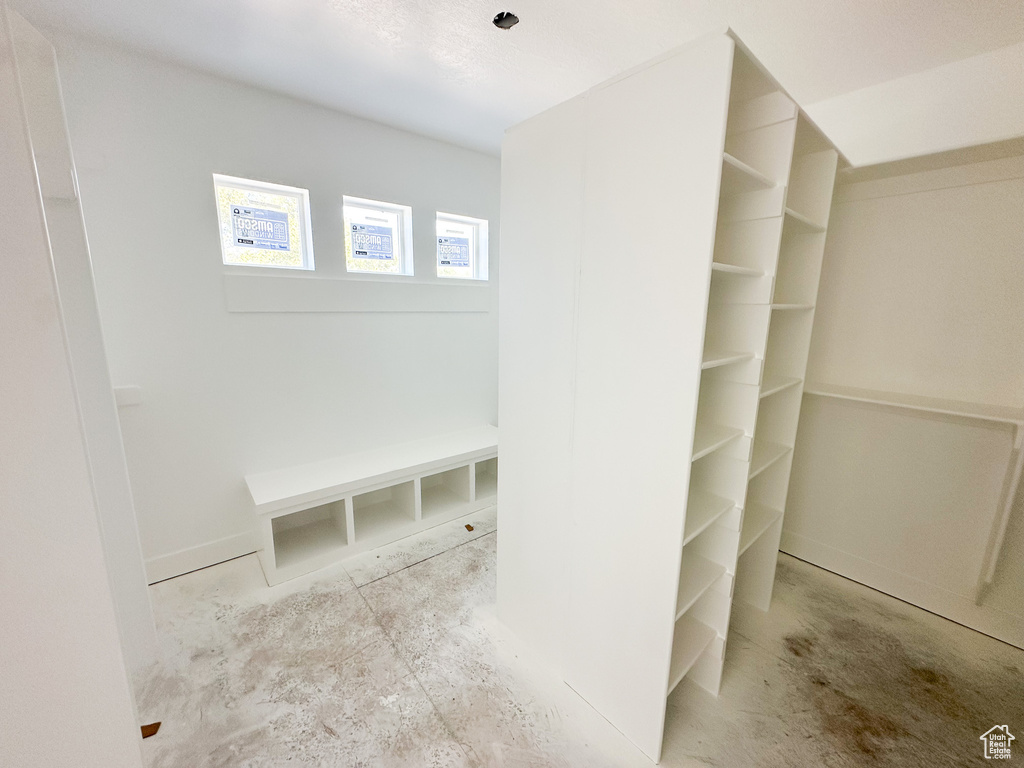 554 W COTTLE LN Farmington, UT 84025