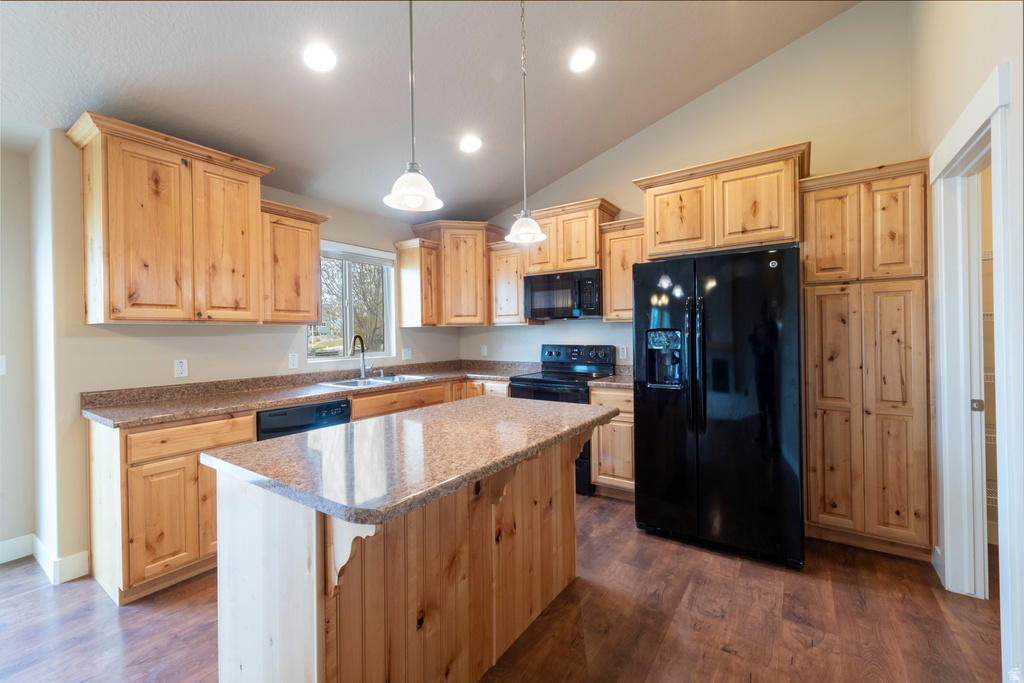 9242 N CORNWALL WAY Eagle Mountain, UT 84005