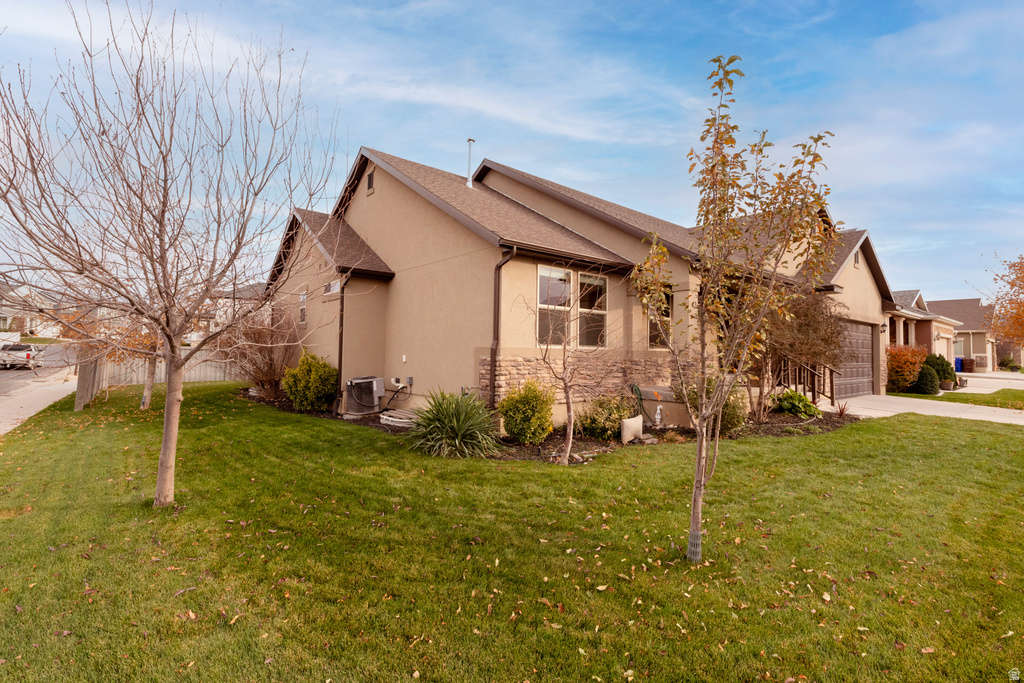 9242 N CORNWALL WAY Eagle Mountain, UT 84005