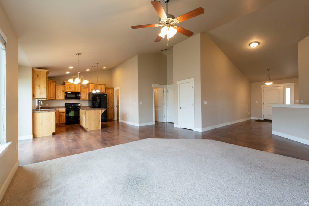 9242 N CORNWALL WAY Eagle Mountain, UT 84005