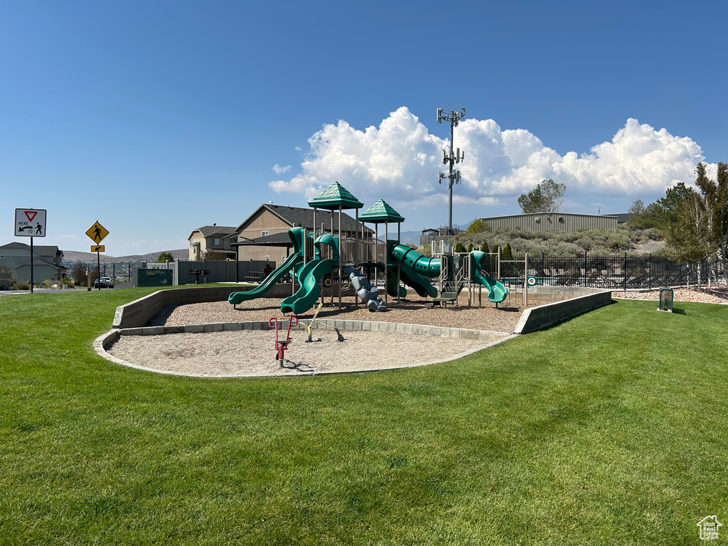 Photo 27 for MLS #2100851 at 9242 N Cornwall Way