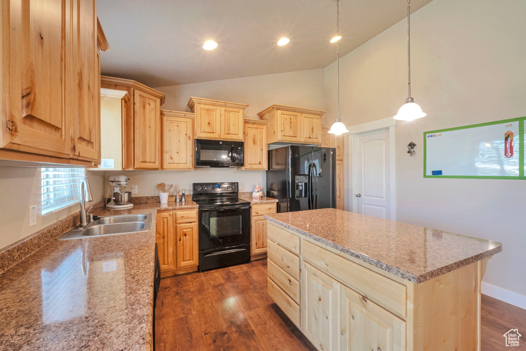 9242 N CORNWALL WAY Eagle Mountain, UT 84005