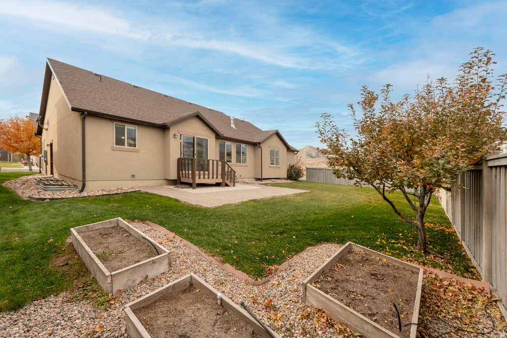 9242 N CORNWALL WAY Eagle Mountain, UT 84005
