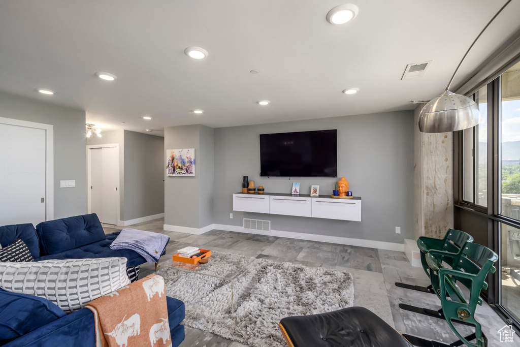 560 E SOUTH TEMPLE ST #802 Salt Lake City, UT 84102