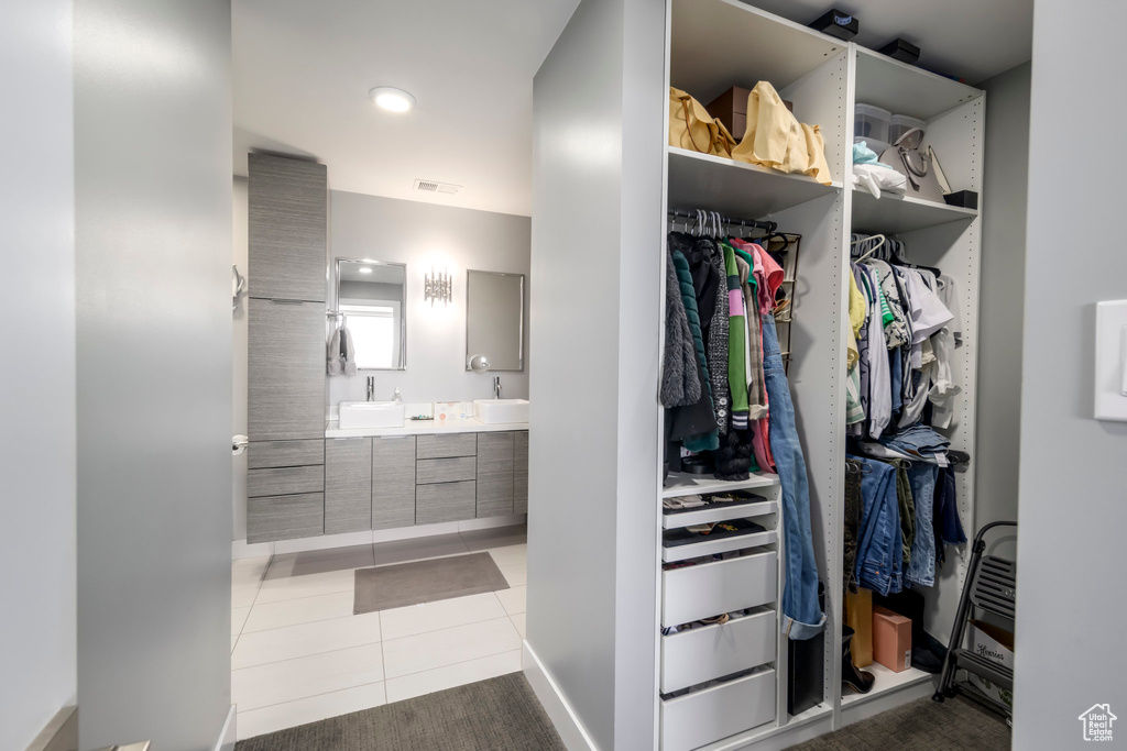 560 E SOUTH TEMPLE ST #802 Salt Lake City, UT 84102