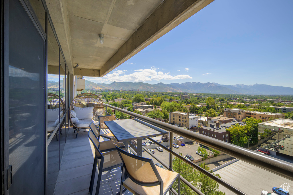 560 E SOUTH TEMPLE ST #802 Salt Lake City, UT 84102