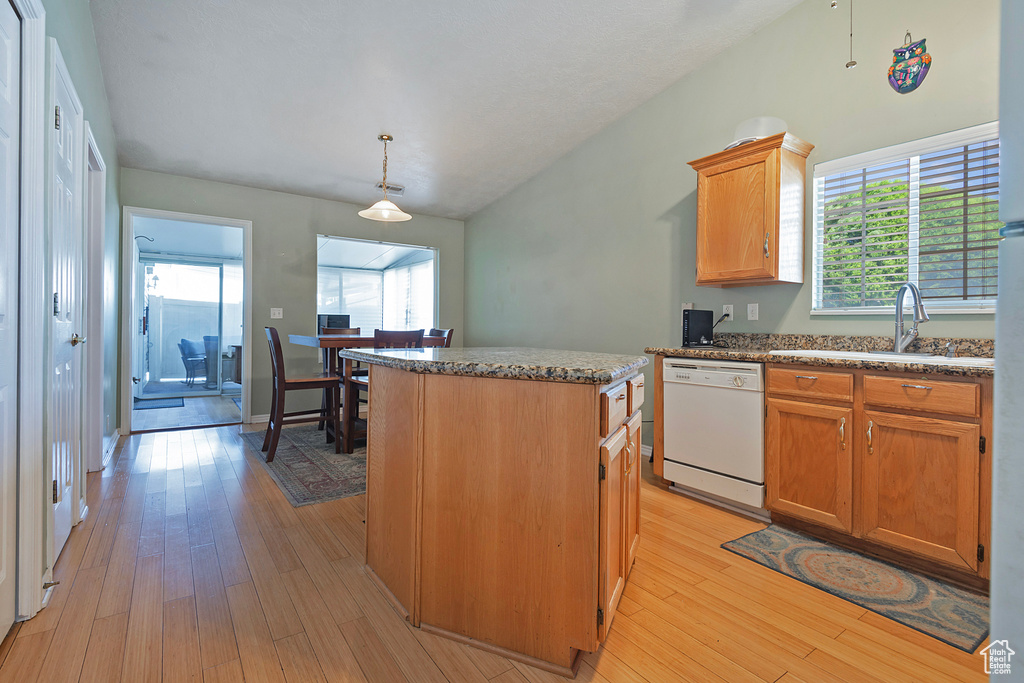 1571 W 3255 S #12A West Valley City, UT 84119