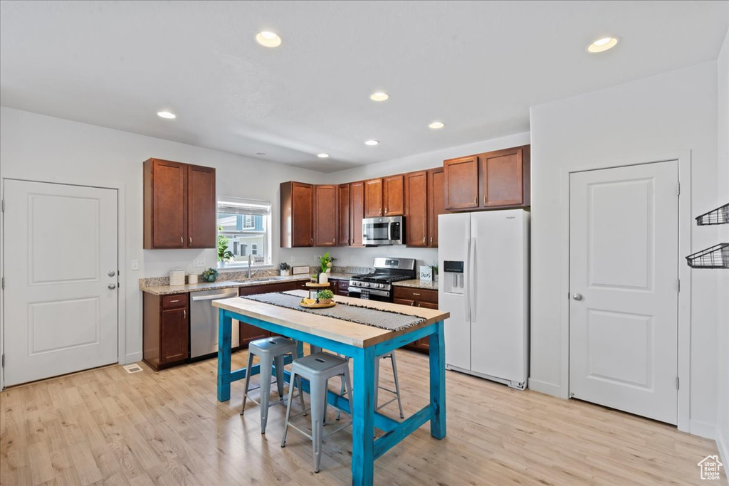 7068 N MOUNTAIN FIELD DR Eagle Mountain, UT 84005