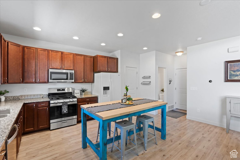 7068 N MOUNTAIN FIELD DR Eagle Mountain, UT 84005