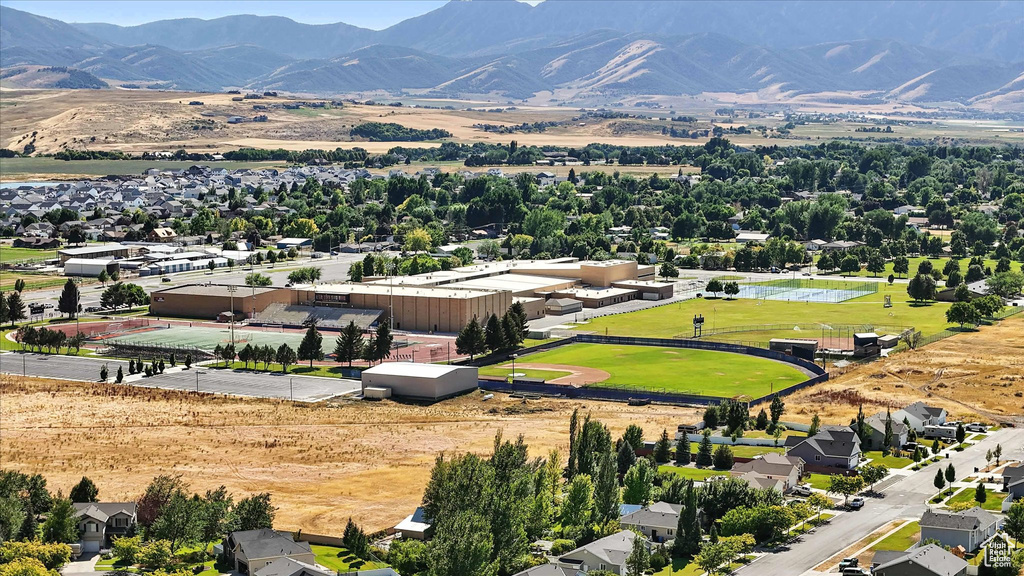 1197 TULE DR Hyrum, UT 84319