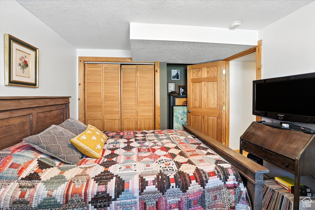 1197 TULE DR Hyrum, UT 84319