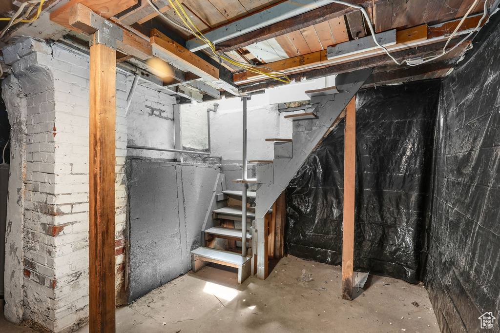 2541 FOWLER AVE Ogden, UT 84401