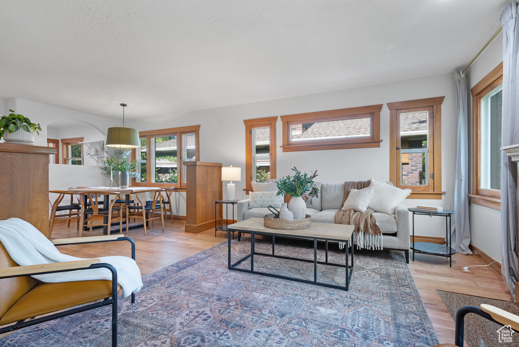 807 E RAMONA AVE Salt Lake City, UT 84105
