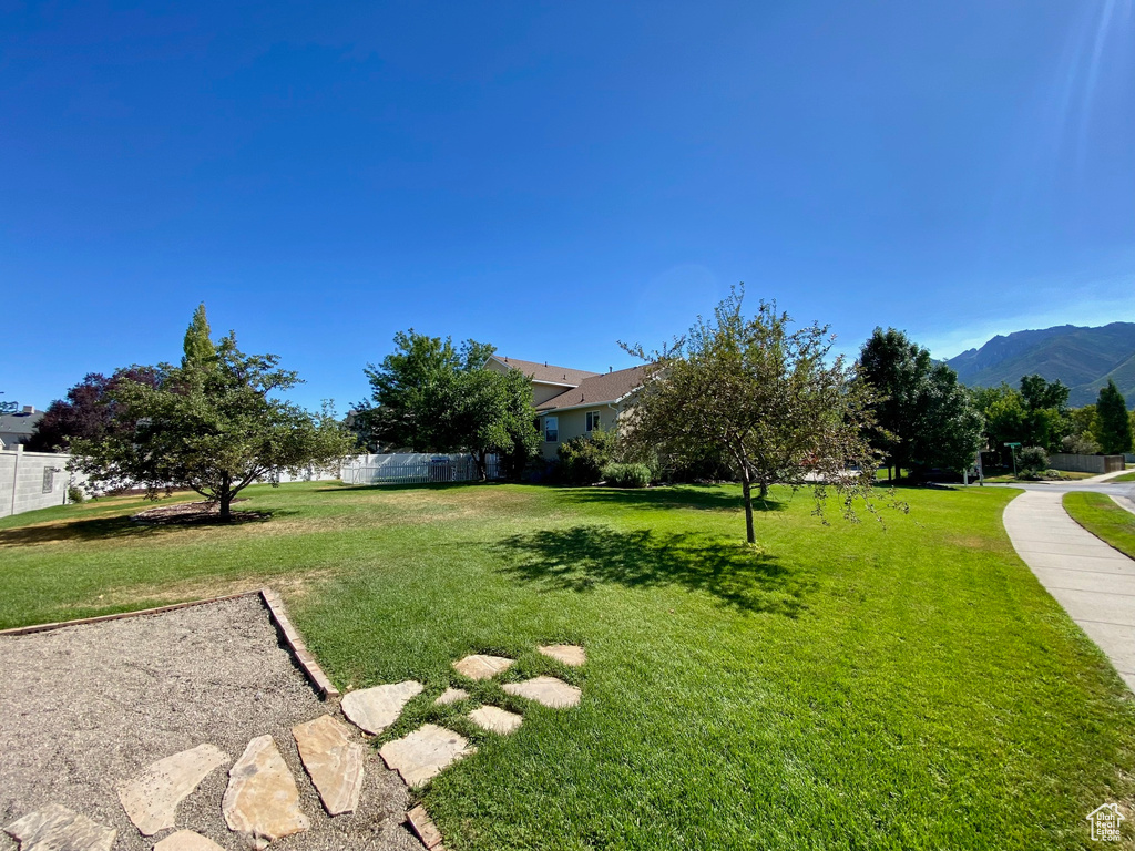 12742 S WHISPER BROOK BAY Draper, UT 84020