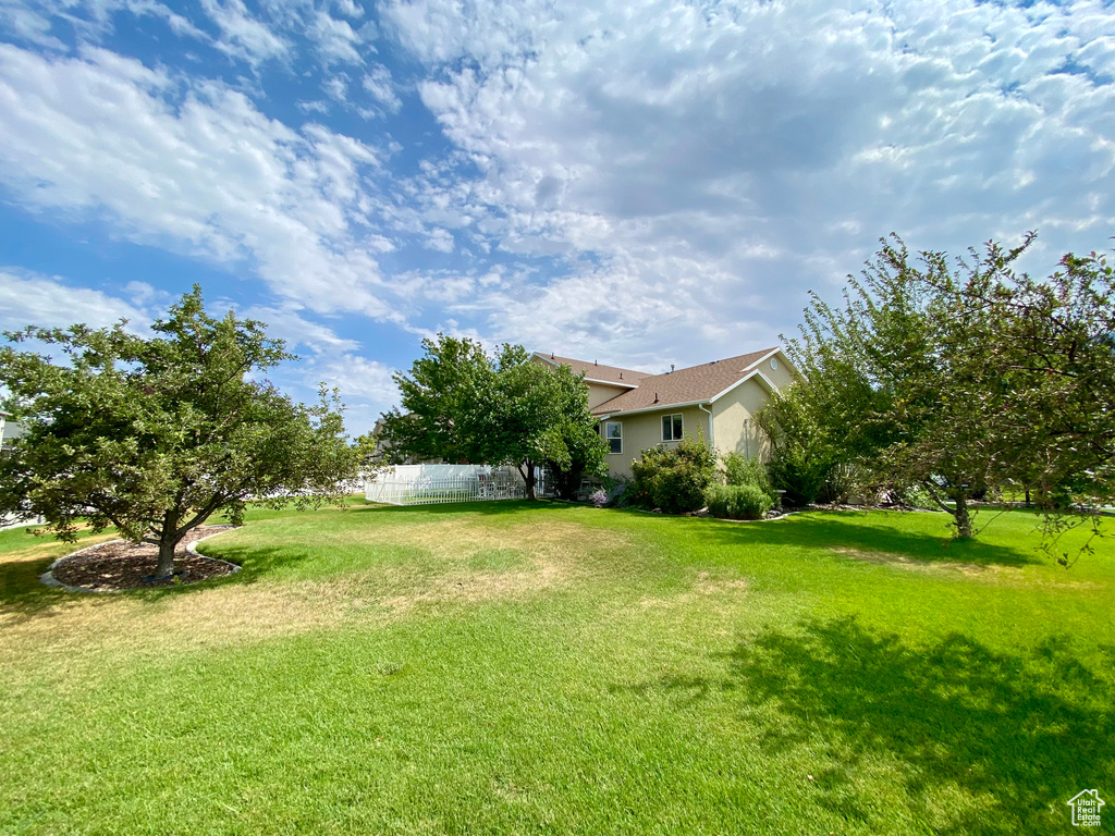 12742 S WHISPER BROOK BAY Draper, UT 84020