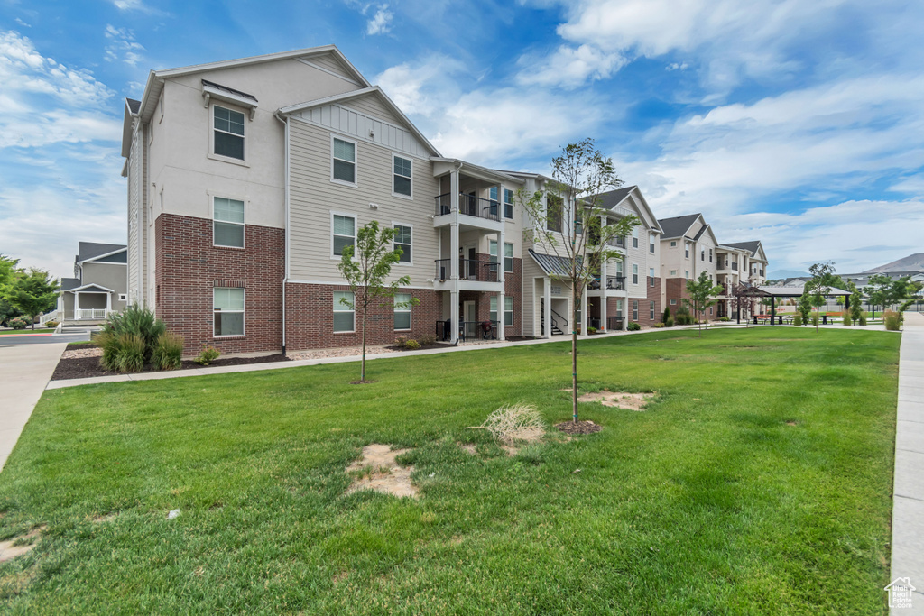 3766 W 1800 N #W301 Lehi, UT 84043