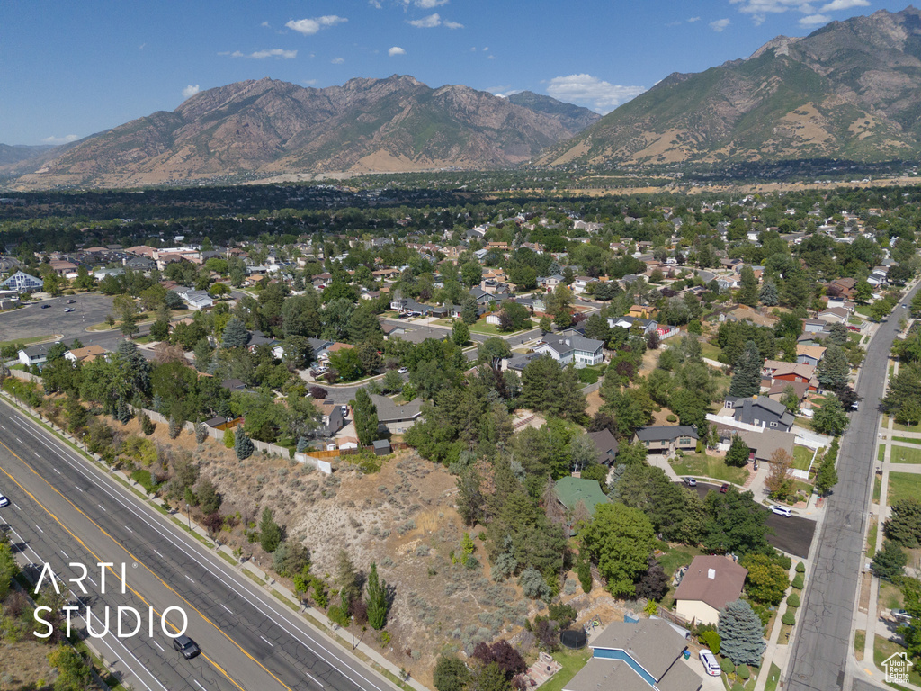 9002 S MEADOWLARK CIR Sandy, UT 84093