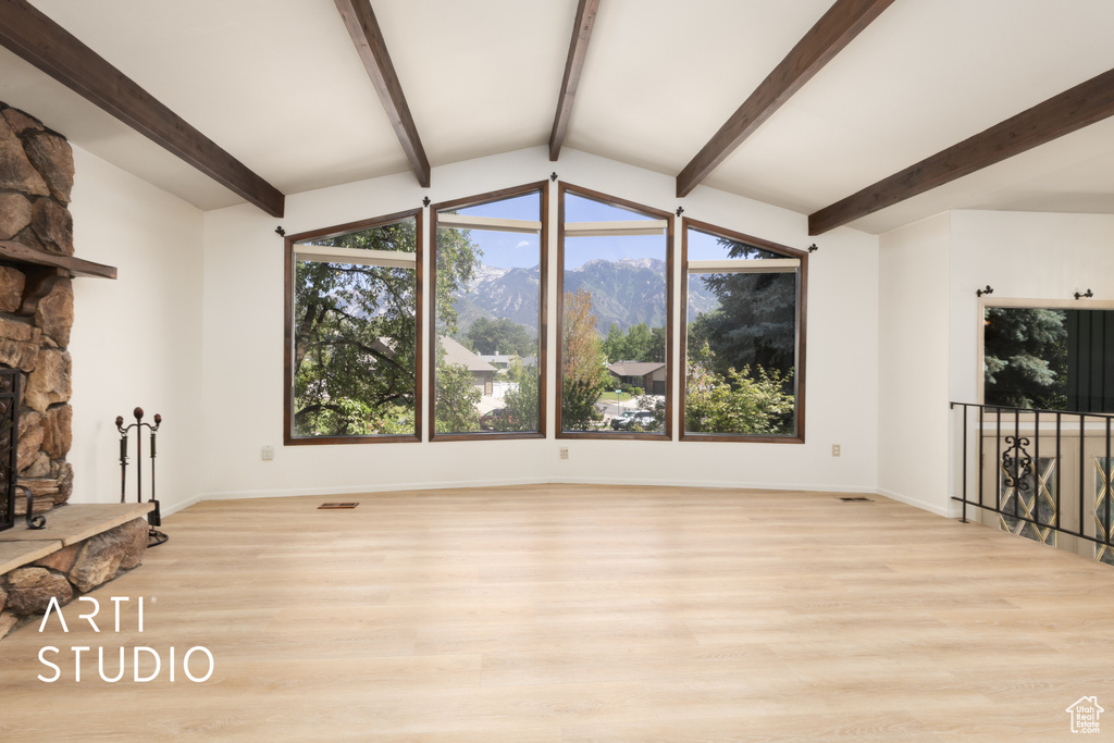 9002 S MEADOWLARK CIR Sandy, UT 84093
