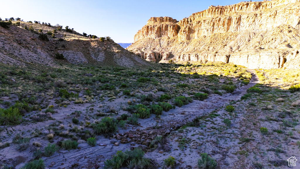 1  N. QUITCHUPAH CREEK RD Emery, UT 84522