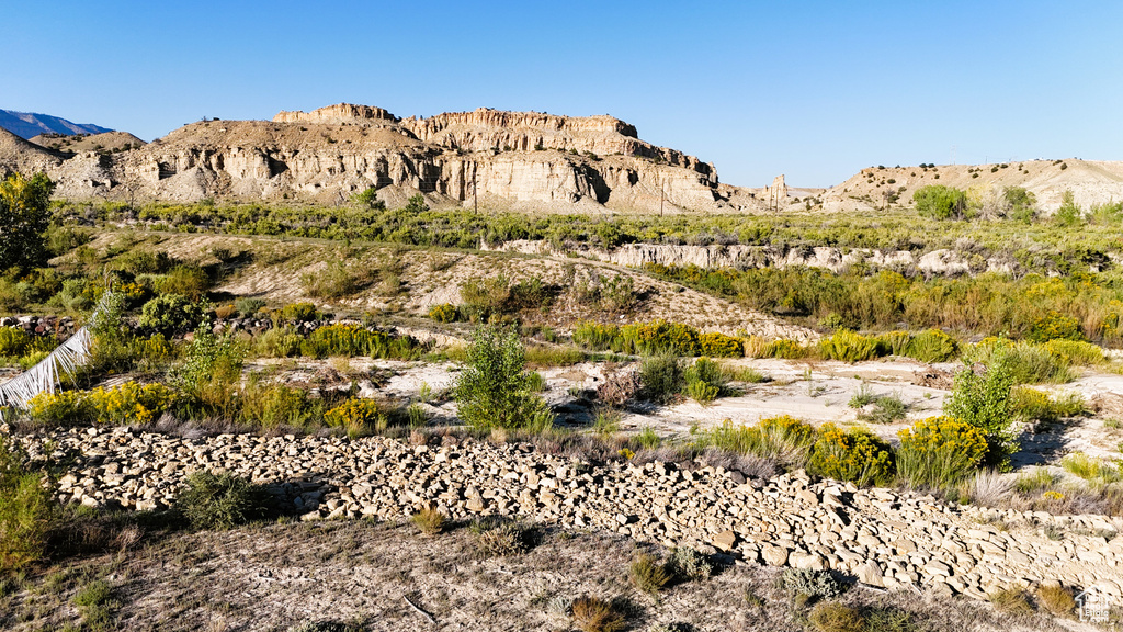 1  N. QUITCHUPAH CREEK RD Emery, UT 84522