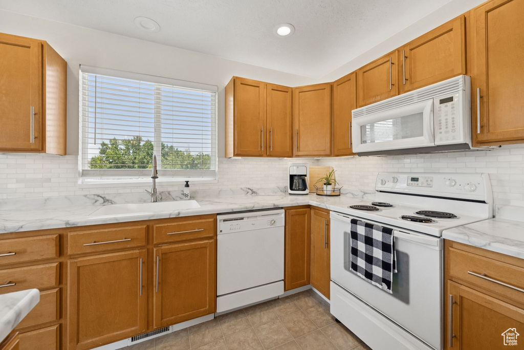 975 W FOXBORO DR North Salt Lake, UT 84054
