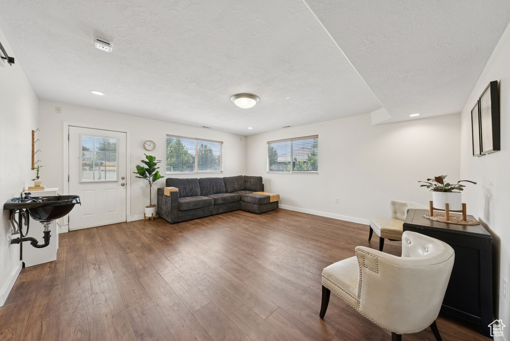 975 W FOXBORO DR North Salt Lake, UT 84054