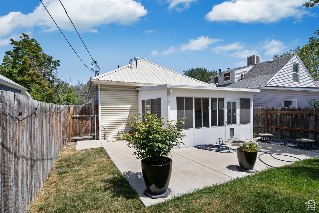867 W PACIFIC AVE Salt Lake City, UT 84104