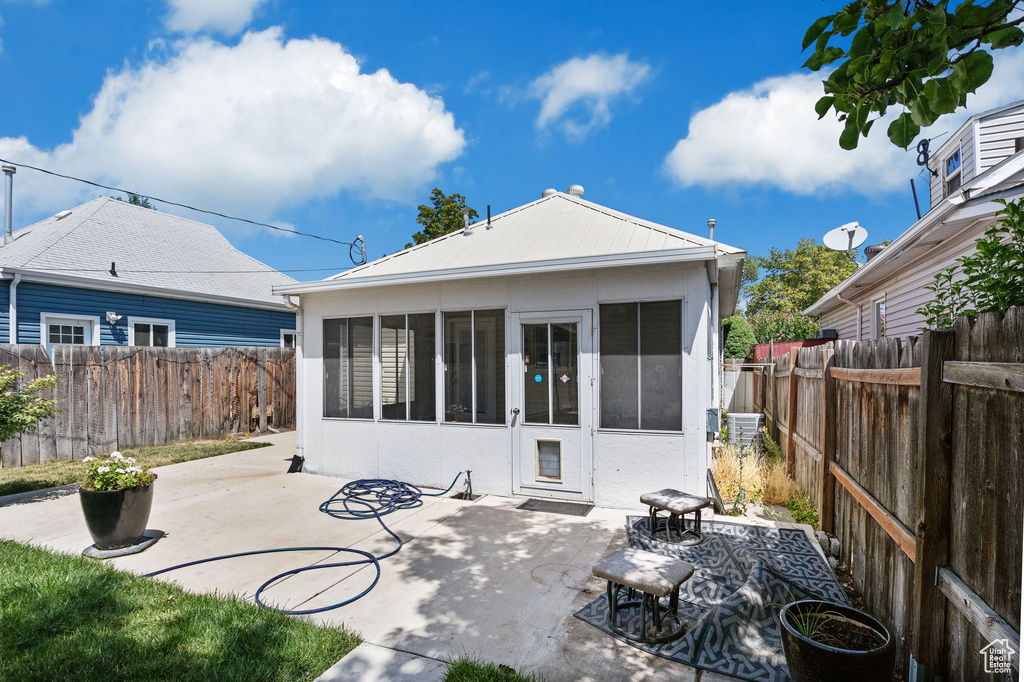 867 W PACIFIC AVE Salt Lake City, UT 84104