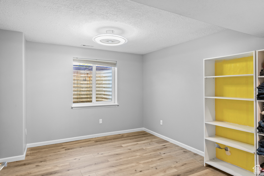 899 E 1510 N North Ogden, UT 84414