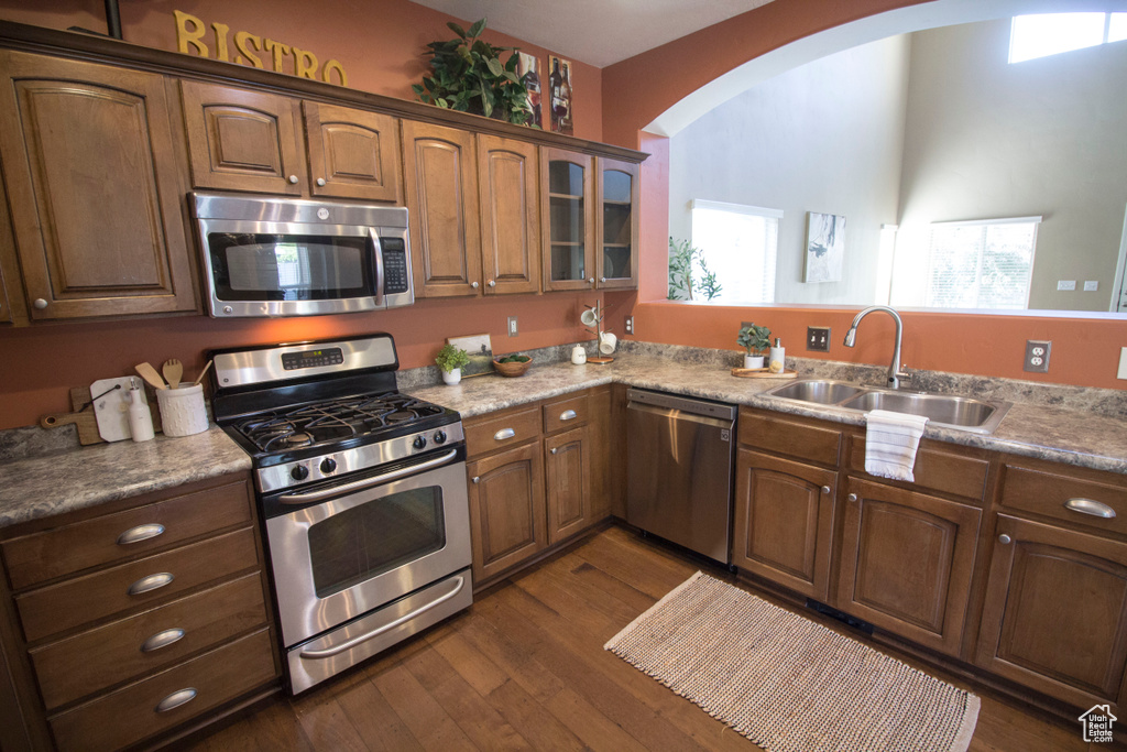 6137 S 1375 E South Ogden, UT 84405