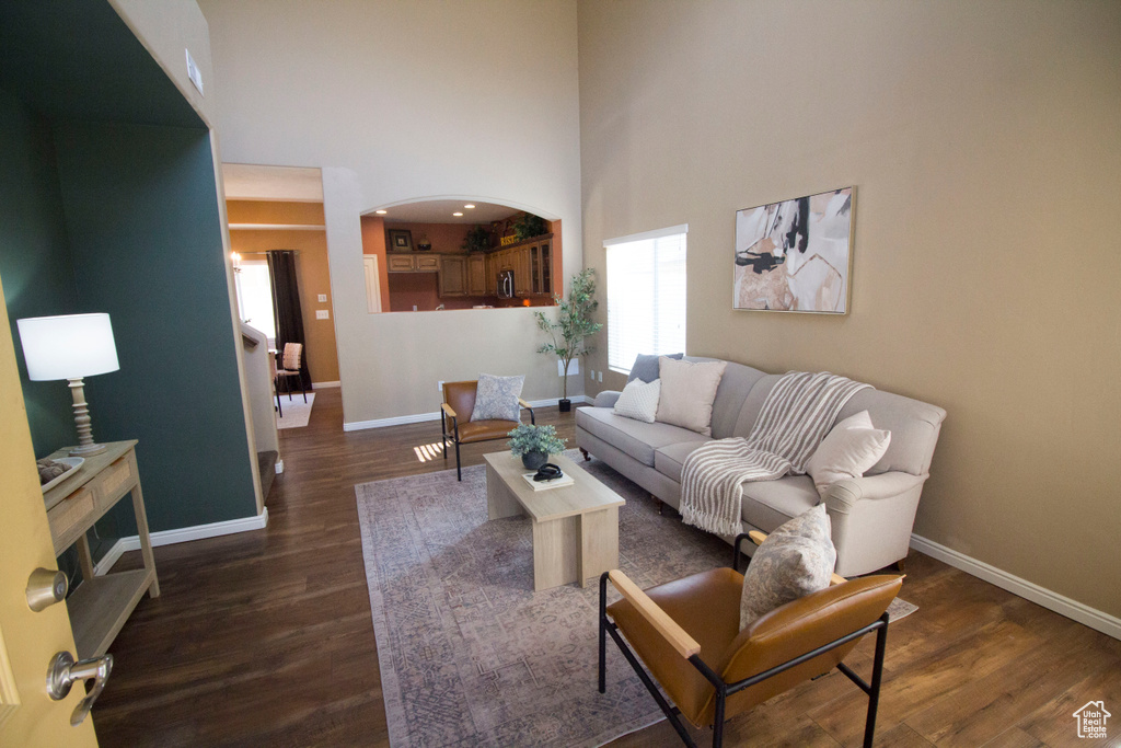 6137 S 1375 E South Ogden, UT 84405