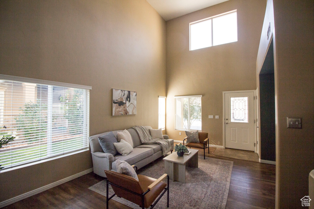 6137 S 1375 E South Ogden, UT 84405