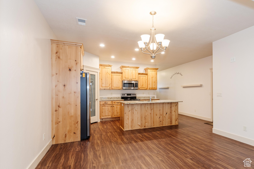 651 E 20 S Hyrum, UT 84319