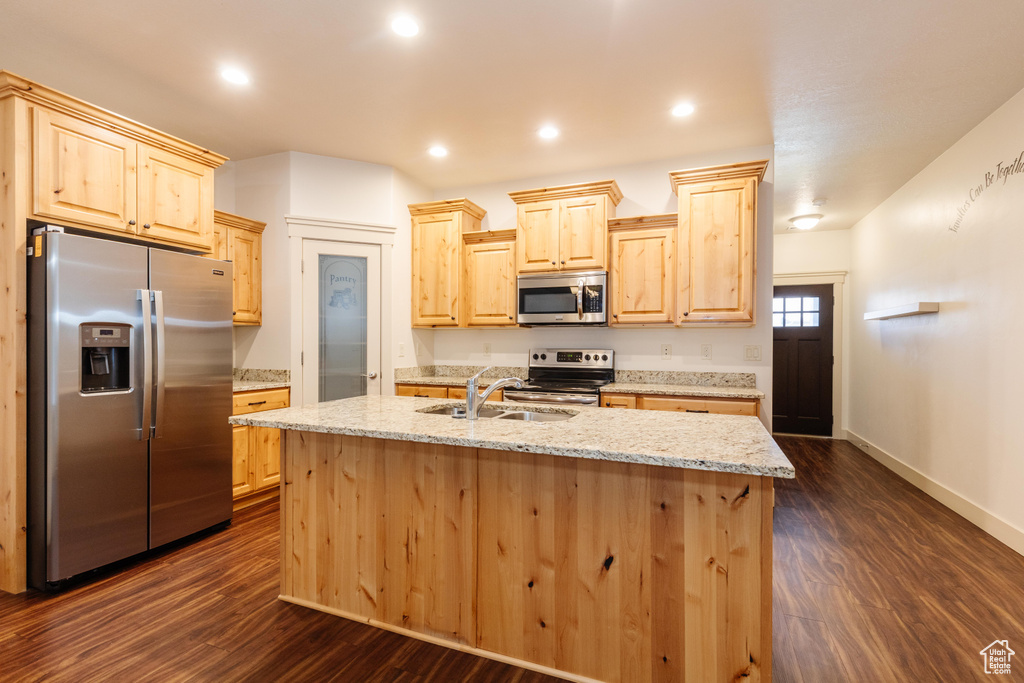 651 E 20 S Hyrum, UT 84319
