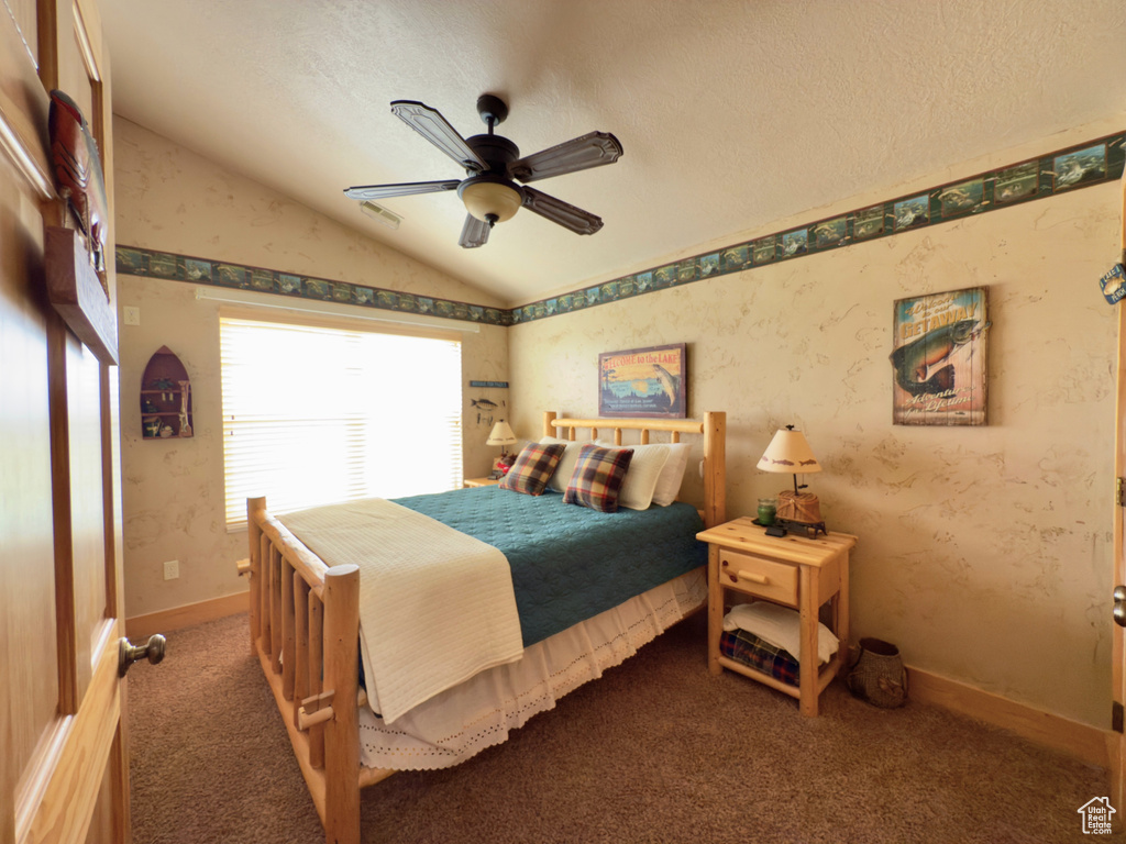 2565 S COUNTRY CLUB DR Garden City, UT 84028