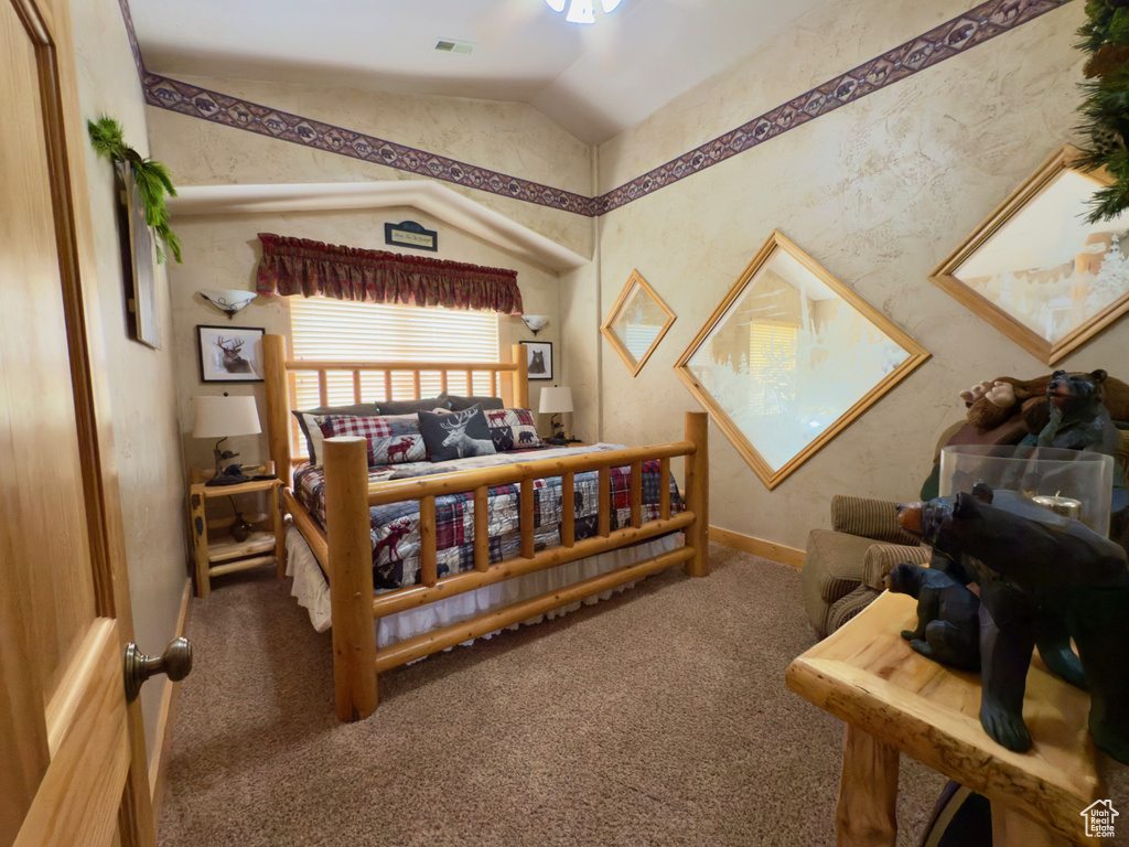2565 S COUNTRY CLUB DR Garden City, UT 84028